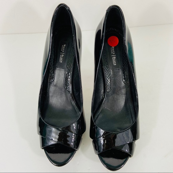 WHBM BLACK SHOES - Picture 7 of 10